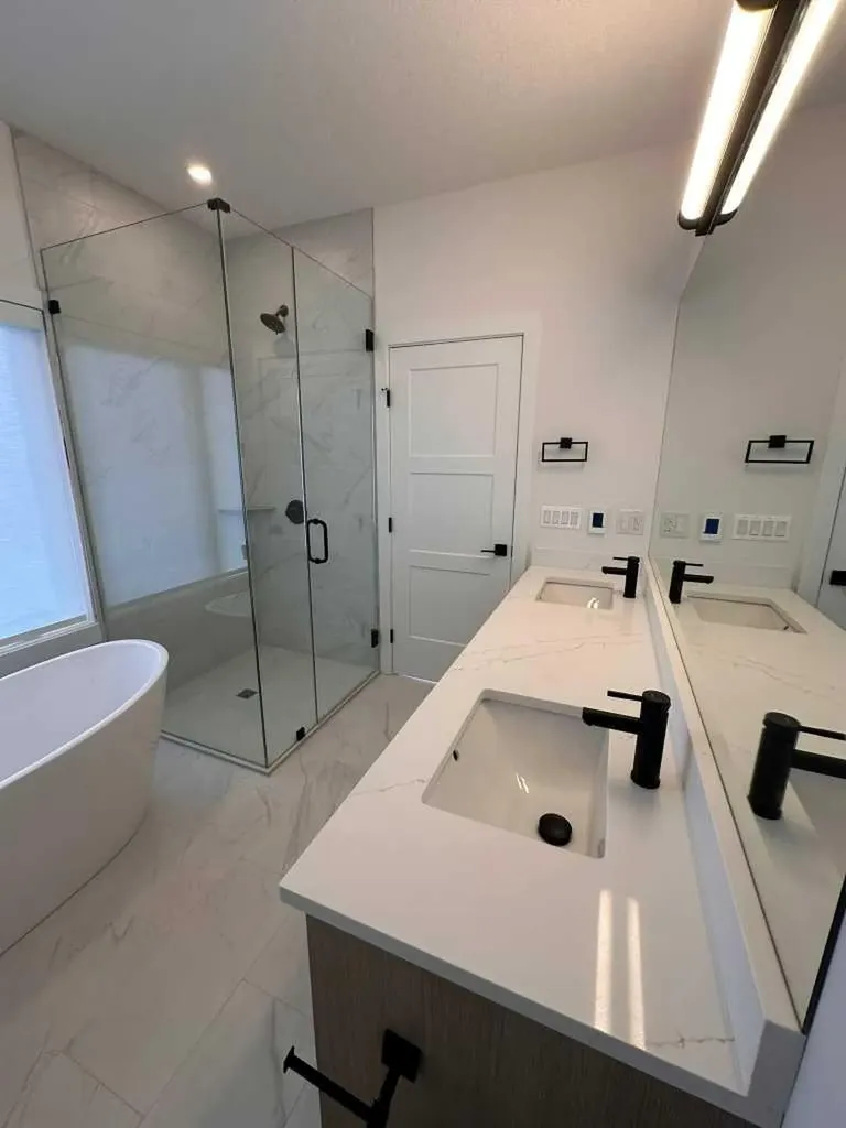 4744 Bowness Road Calgary AB T3B 0B4