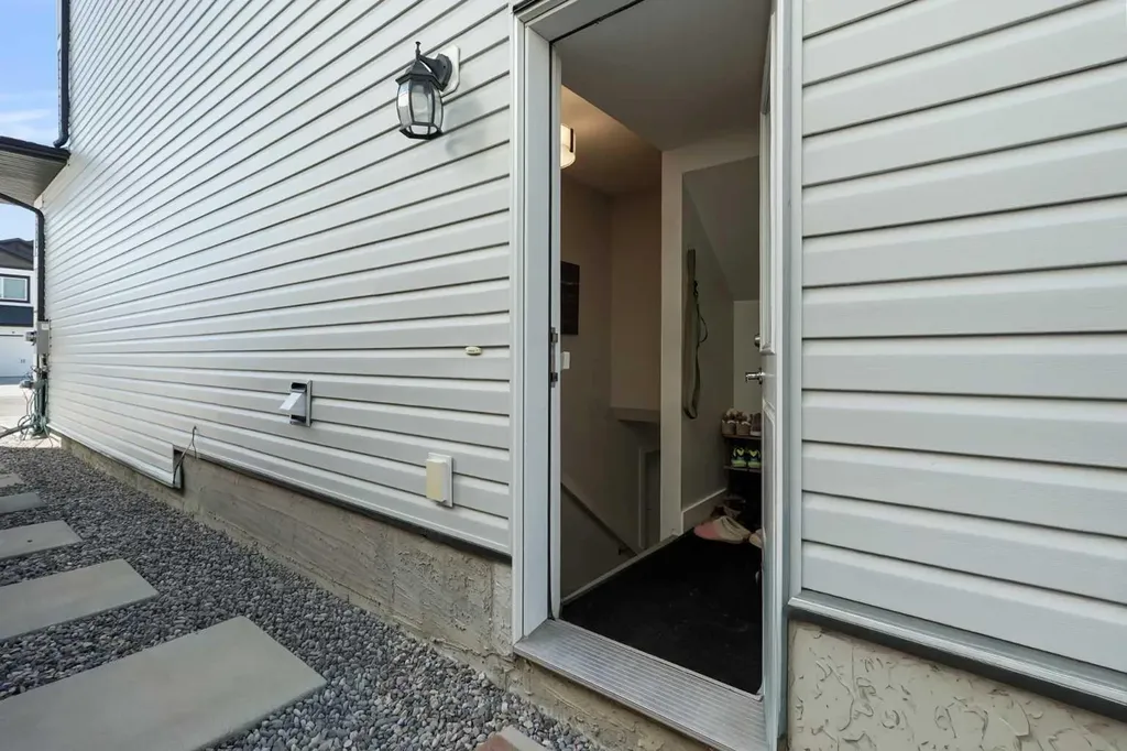 2 Miners Road W Lethbridge AB T1J 5S6