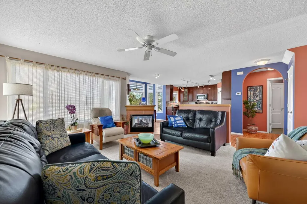 230 Rocky Ridge Cove NW Calgary AB T3G 4L1