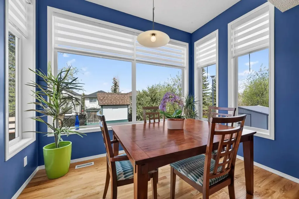 230 Rocky Ridge Cove NW Calgary AB T3G 4L1