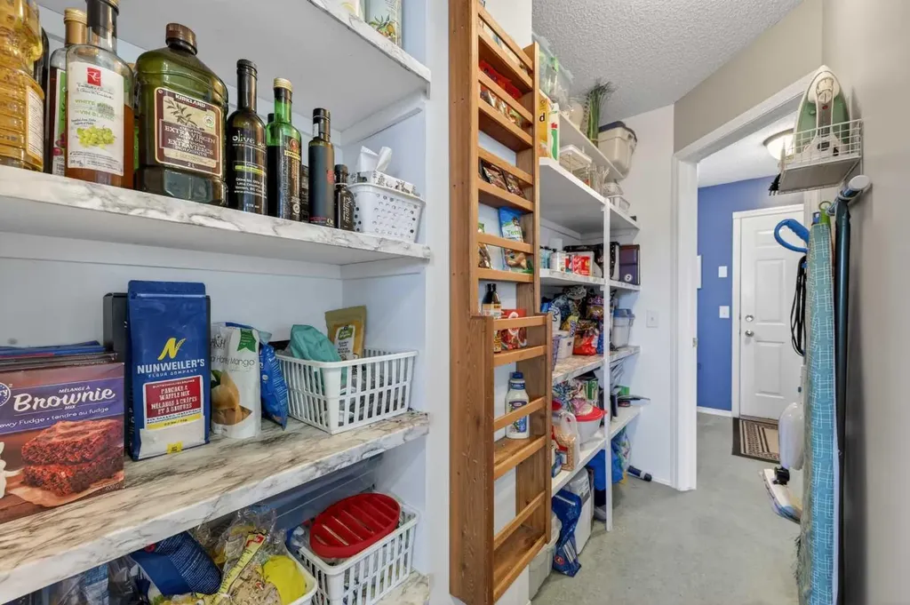 230 Rocky Ridge Cove NW Calgary AB T3G 4L1