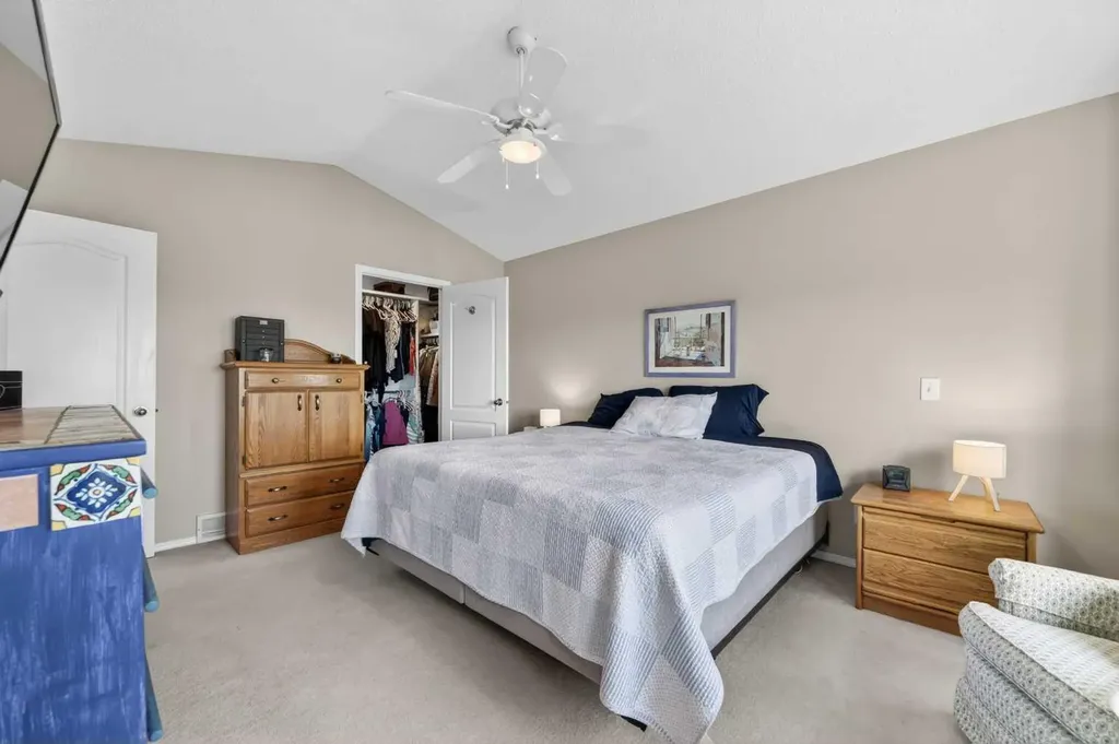 230 Rocky Ridge Cove NW Calgary AB T3G 4L1