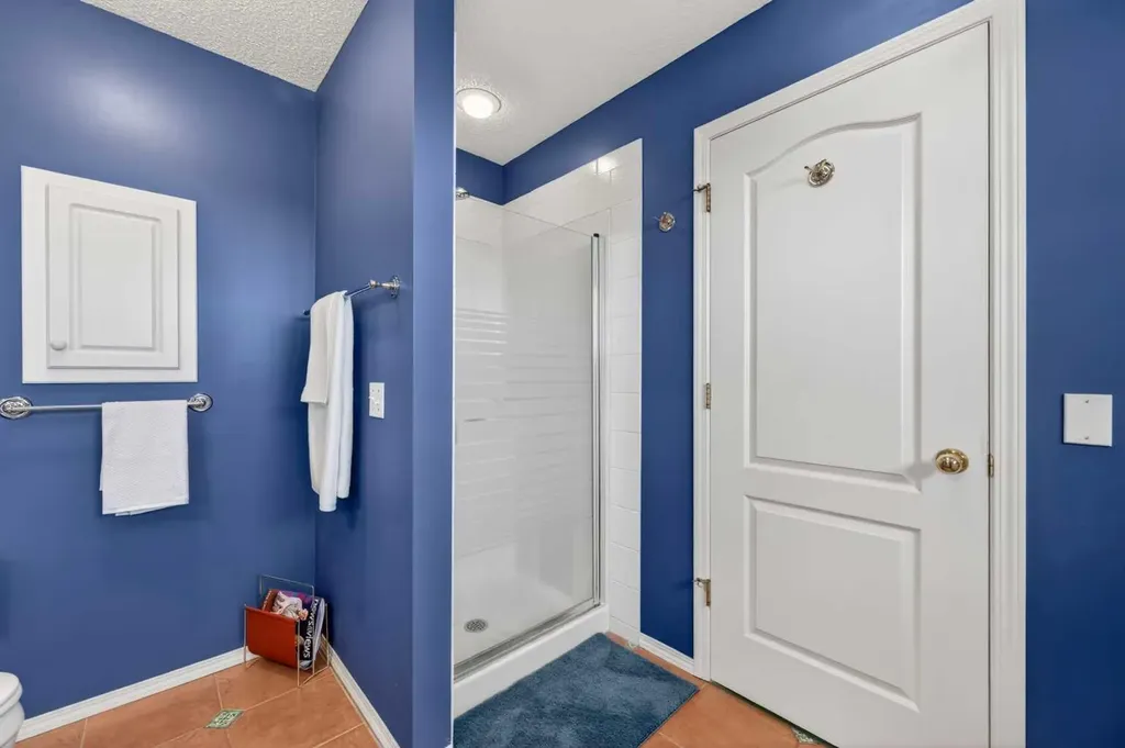 230 Rocky Ridge Cove NW Calgary AB T3G 4L1