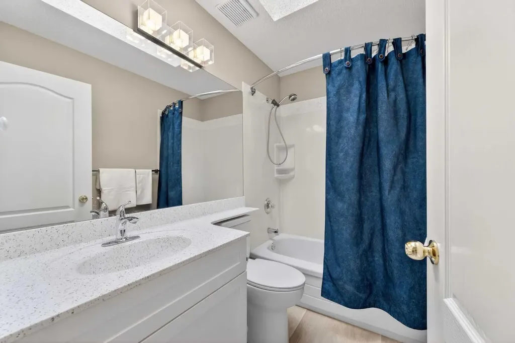 230 Rocky Ridge Cove NW Calgary AB T3G 4L1