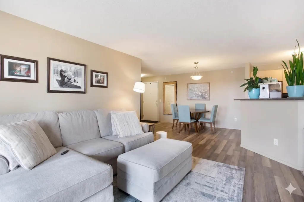 304 Mackenzie Way SW Airdrie AB T4B 3H6