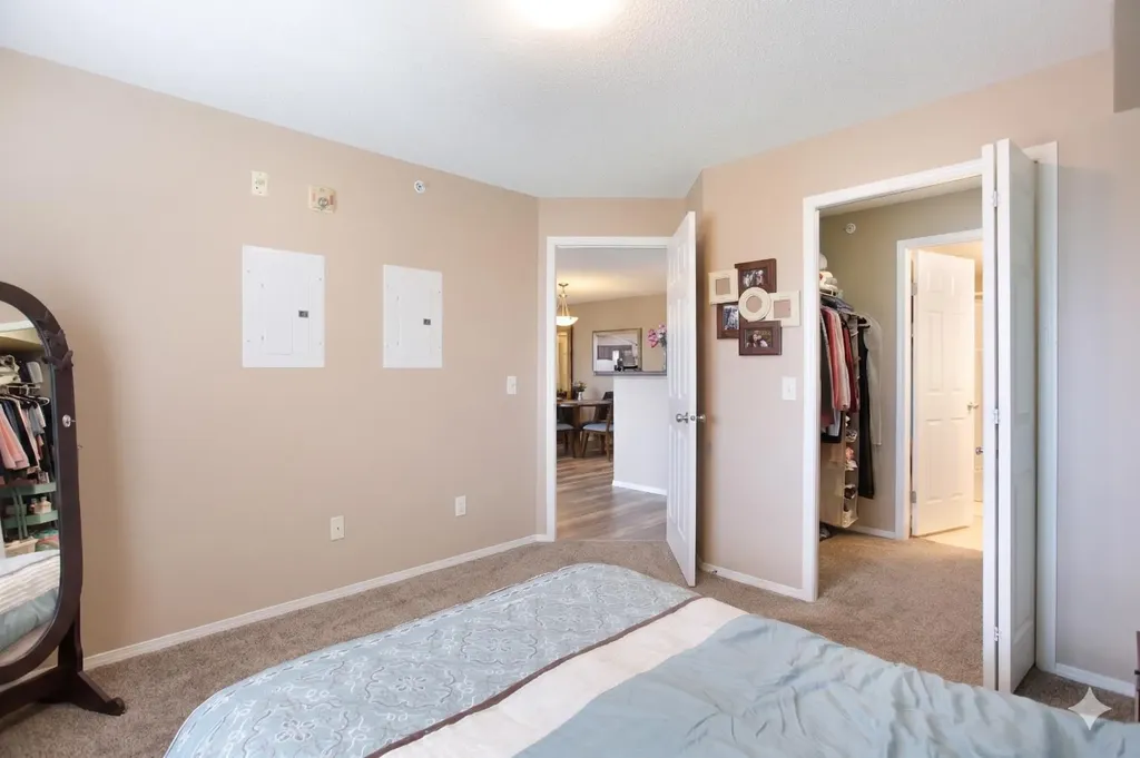 304 Mackenzie Way SW Airdrie AB T4B 3H6