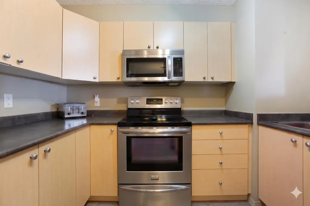 304 Mackenzie Way SW Airdrie AB T4B 3H6