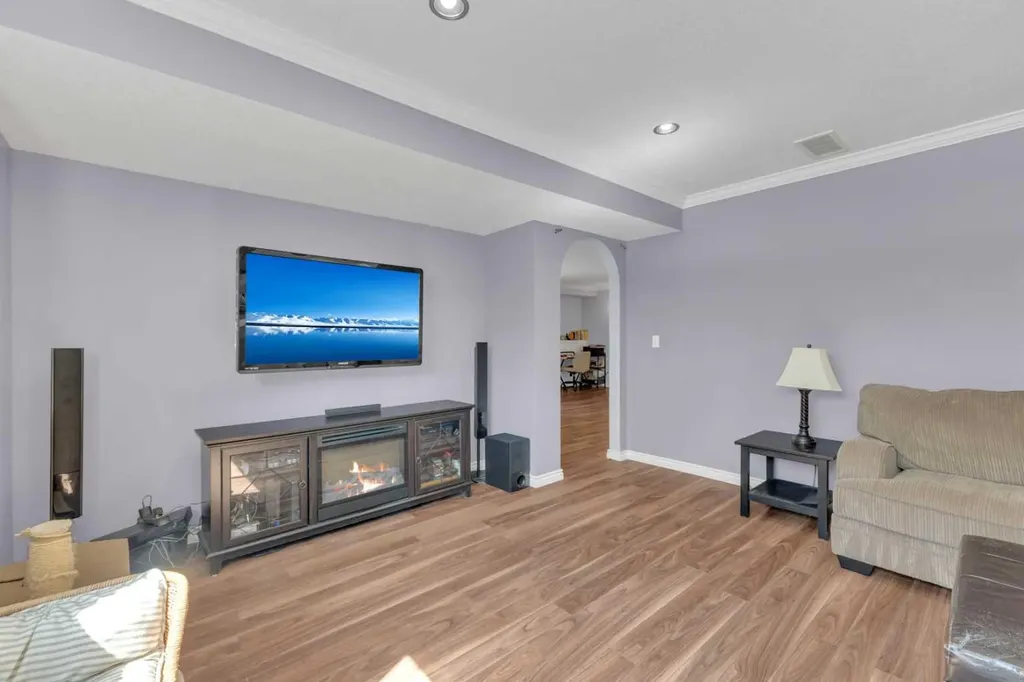 21 Silver Drive Blackfalds AB T0M 0J0