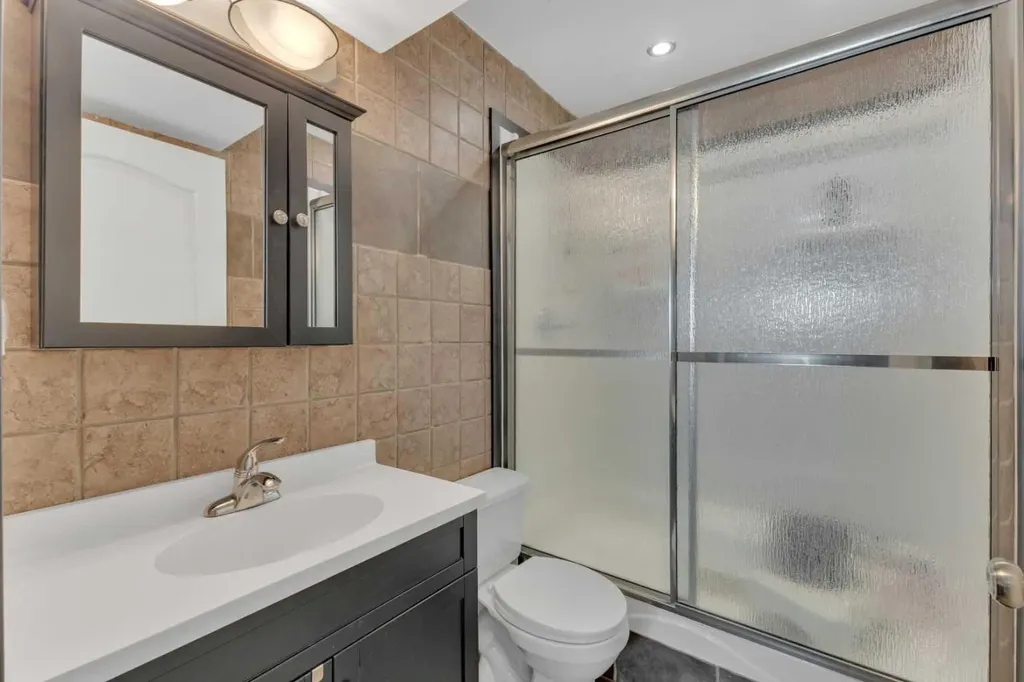 21 Silver Drive Blackfalds AB T0M 0J0