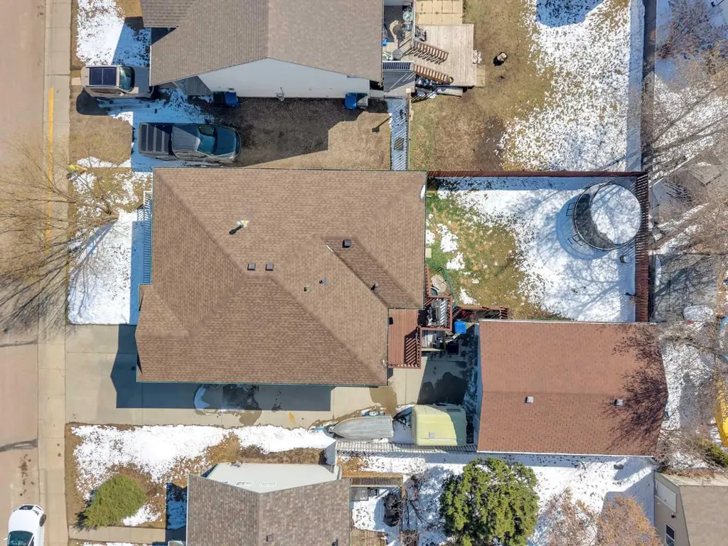 21 Silver Drive Blackfalds AB T0M 0J0
