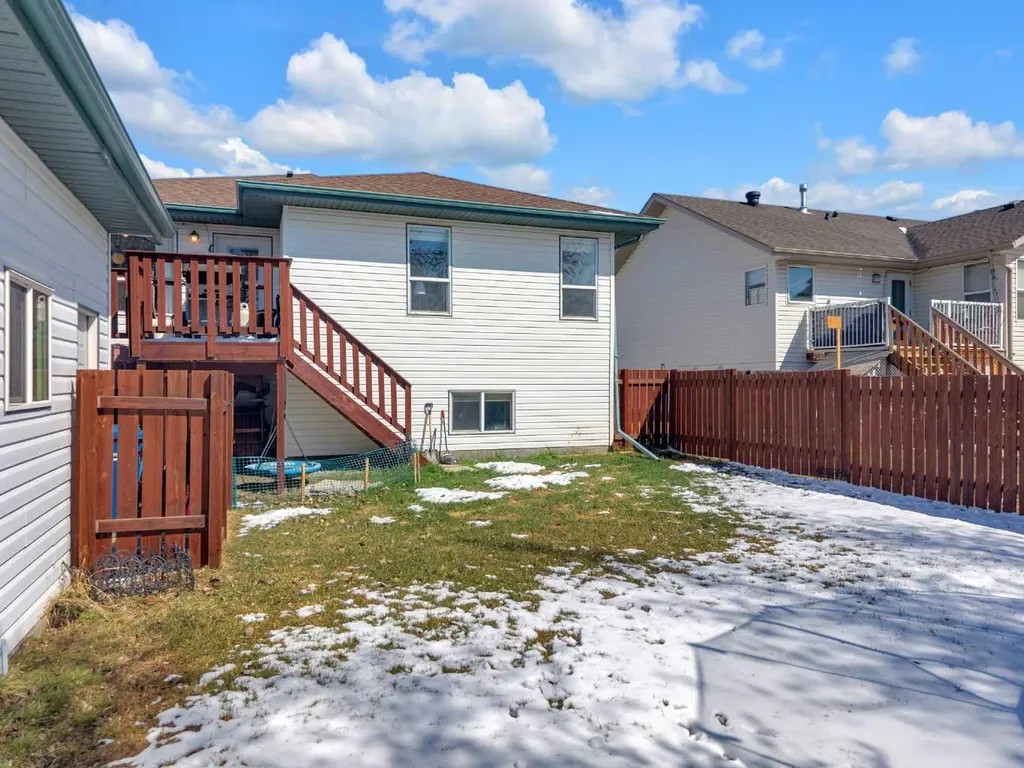 21 Silver Drive Blackfalds AB T0M 0J0