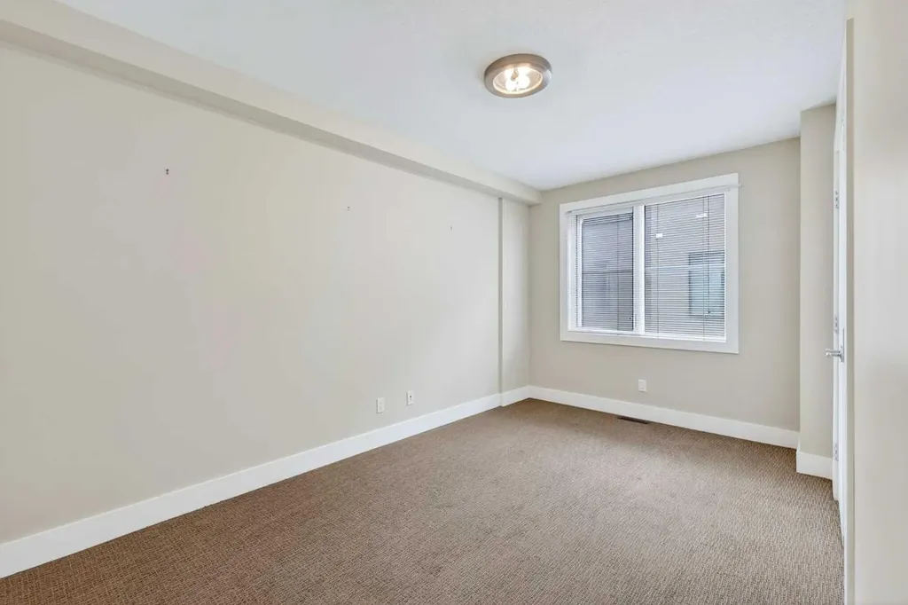 1717 27 Avenue SW Calgary AB T2T 1G9