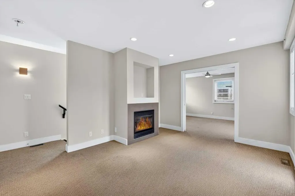 1717 27 Avenue SW Calgary AB T2T 1G9