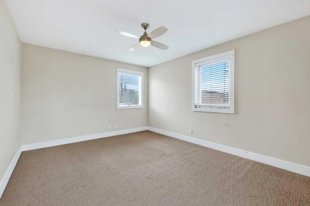 1717 27 Avenue SW Calgary AB T2T 1G9