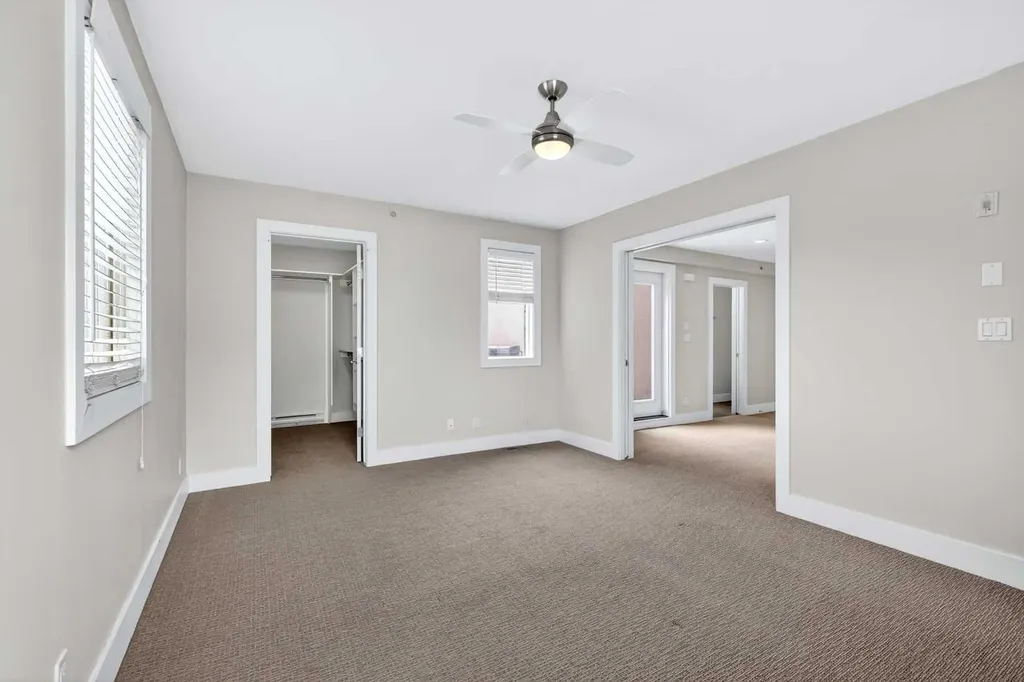 1717 27 Avenue SW Calgary AB T2T 1G9