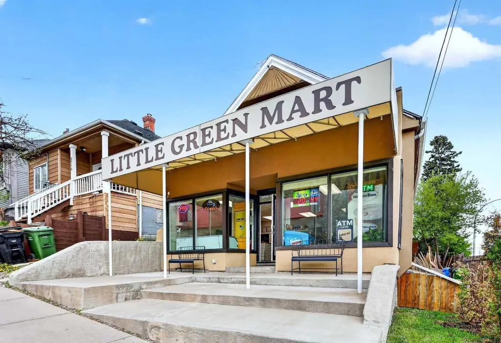 1717 27 Avenue SW Calgary AB T2T 1G9