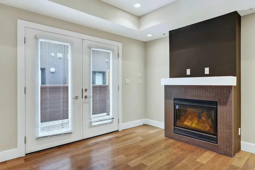 1717 27 Avenue SW Calgary AB T2T 1G9