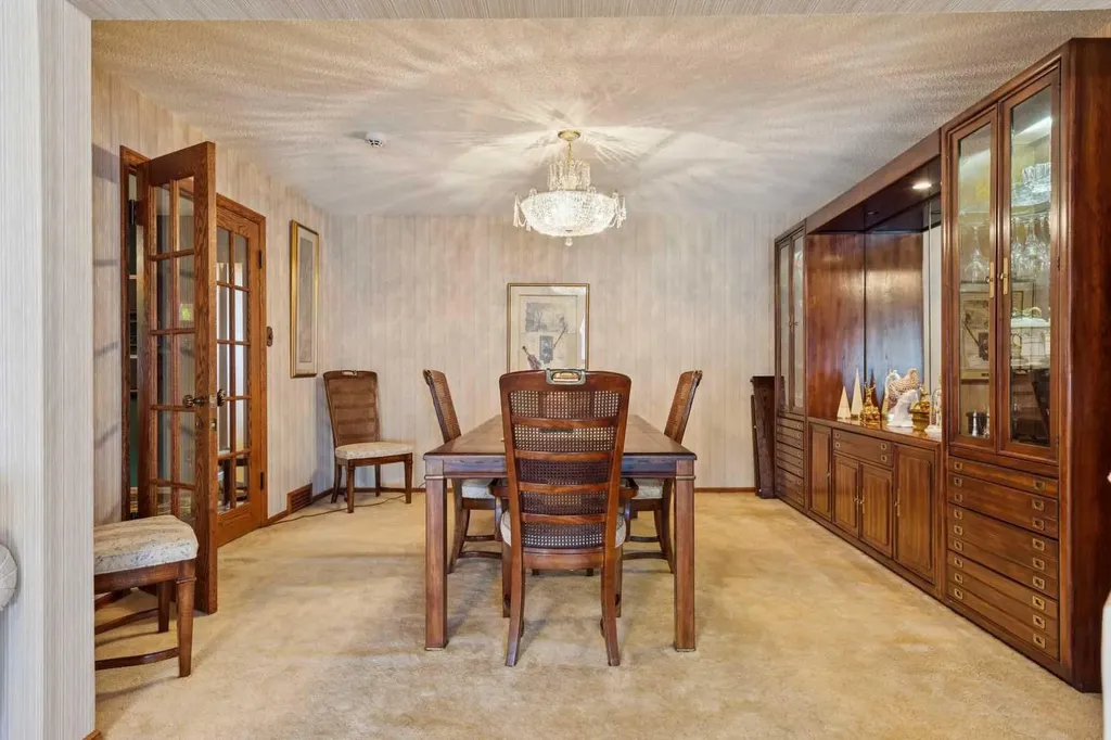 302 Macleod Trail Rural Foothills County AB T1S 5J4