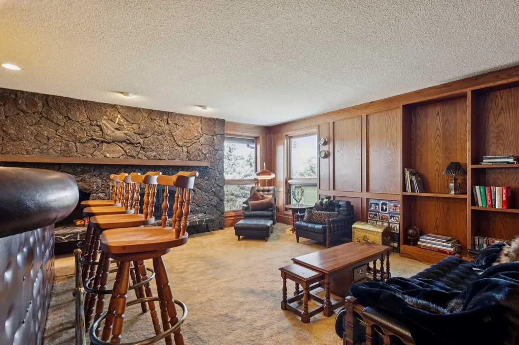 302 Macleod Trail Rural Foothills County AB T1S 5J4