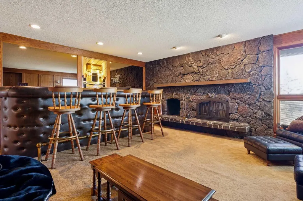 302 Macleod Trail Rural Foothills County AB T1S 5J4