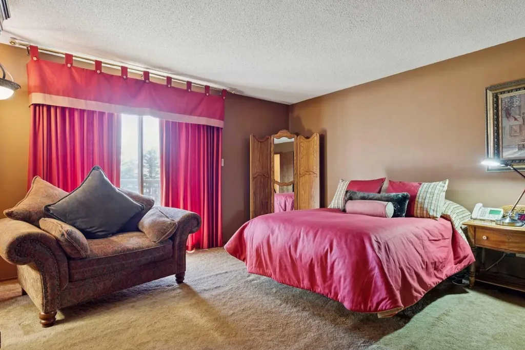 302 Macleod Trail Rural Foothills County AB T1S 5J4