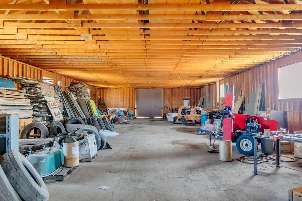 302 Macleod Trail Rural Foothills County AB T1S 5J4