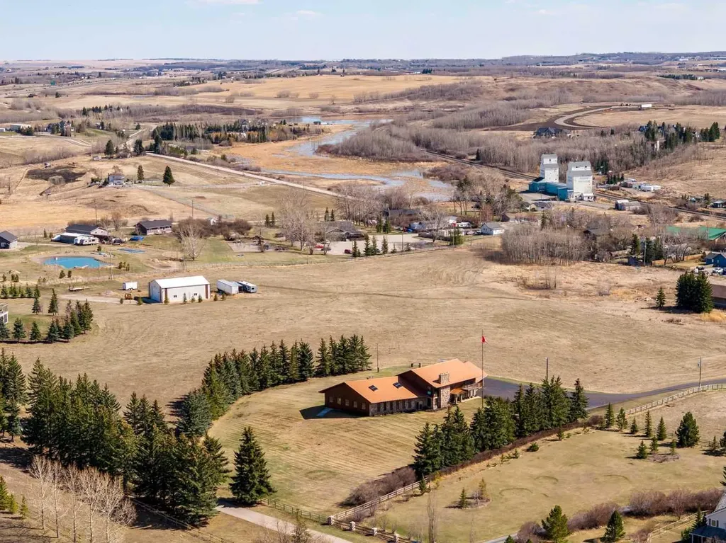 302 Macleod Trail Rural Foothills County AB T1S 5J4