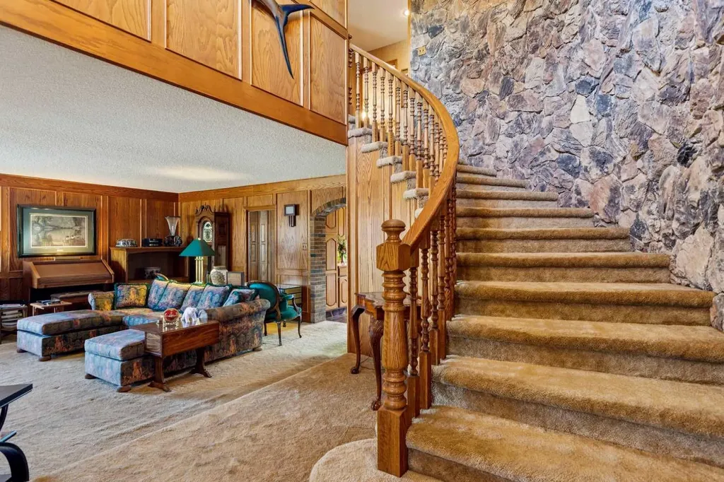 302 Macleod Trail Rural Foothills County AB T1S 5J4