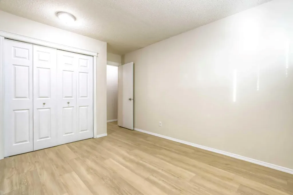 626 2 Avenue NE Calgary AB T2E0E8
