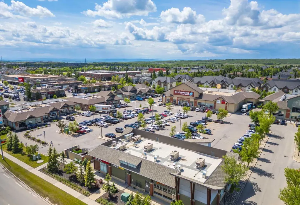 60 Welcome Place SW Calgary AB T3H 4W1