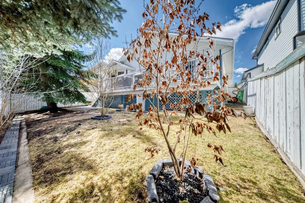 36 Shannon Road SW Calgary AB T2Y 2z6