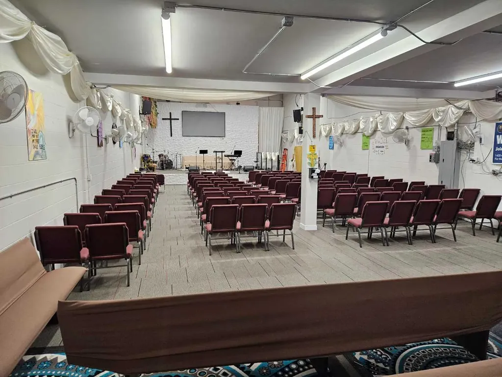 1420 40 Avenue NE Calgary AB T2E 4P9