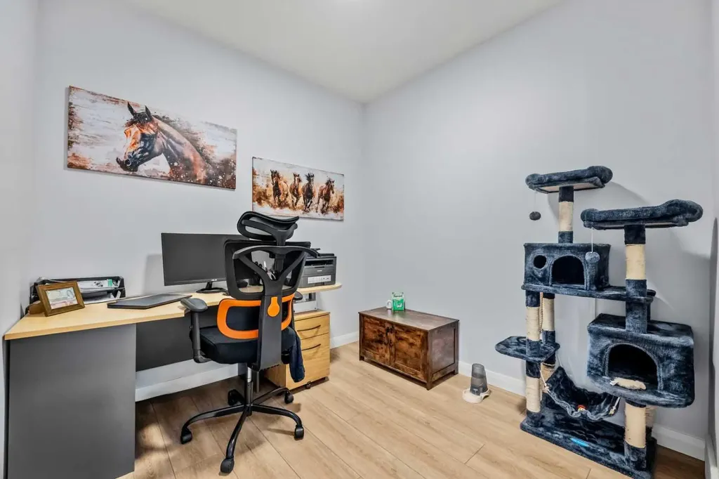 51 Creekstone Way SW Calgary AB T2X 4R4
