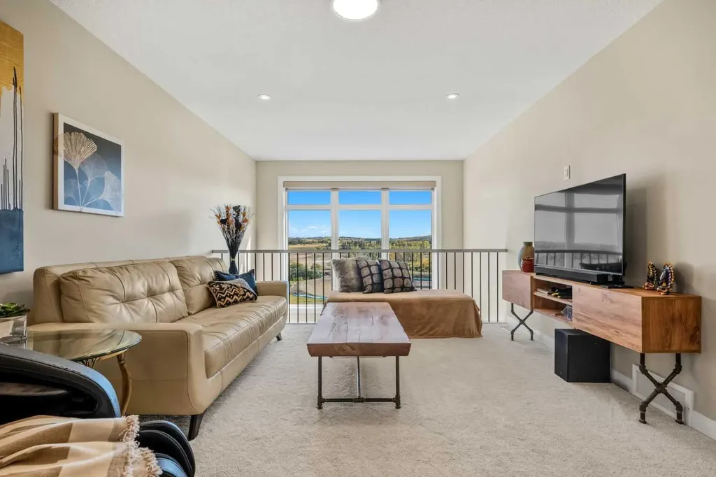 51 Creekstone Way SW Calgary AB T2X 4R4