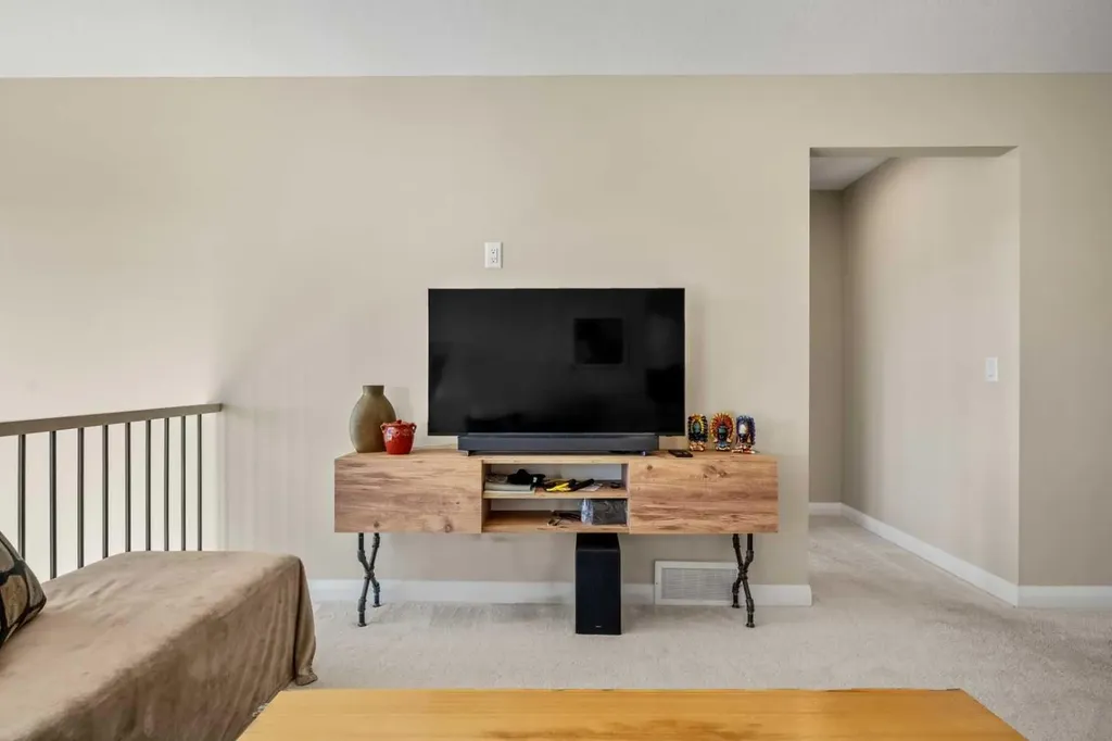 51 Creekstone Way SW Calgary AB T2X 4R4