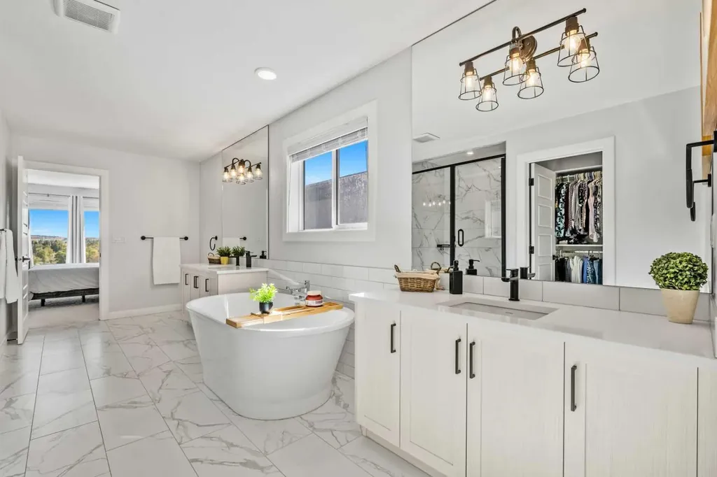 51 Creekstone Way SW Calgary AB T2X 4R4