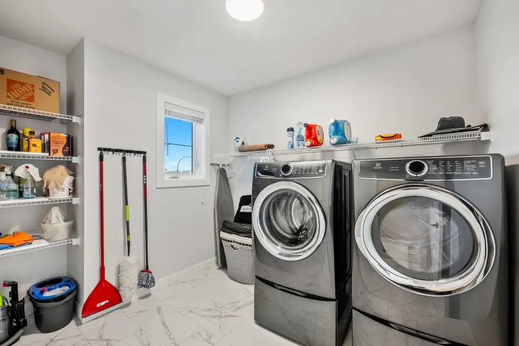 51 Creekstone Way SW Calgary AB T2X 4R4