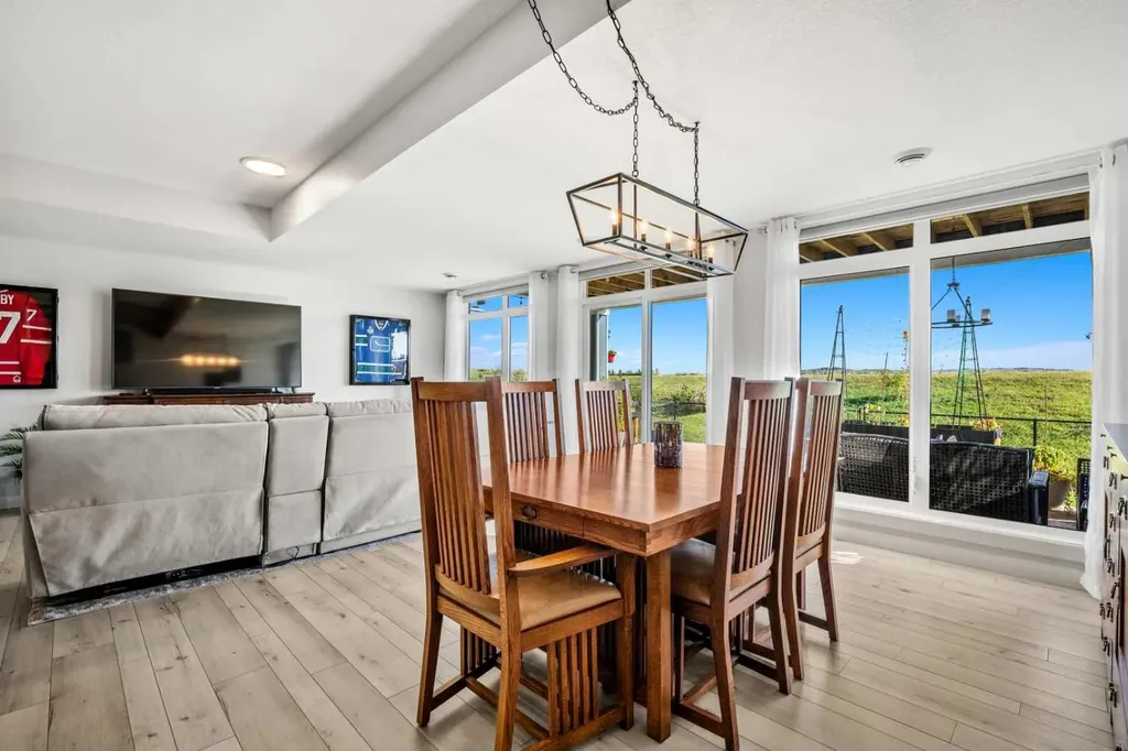 51 Creekstone Way SW Calgary AB T2X 4R4