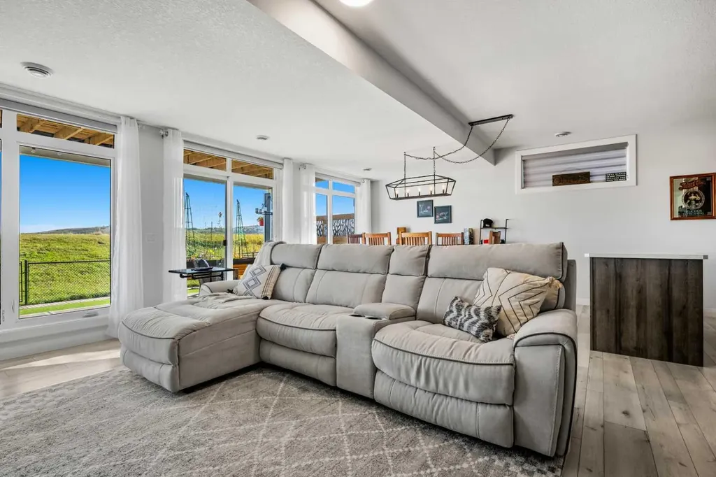 51 Creekstone Way SW Calgary AB T2X 4R4