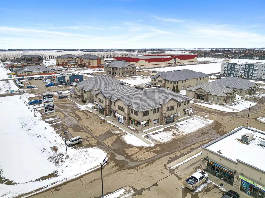 1724 50 Avenue Lloydminster AB T9V 0Y1