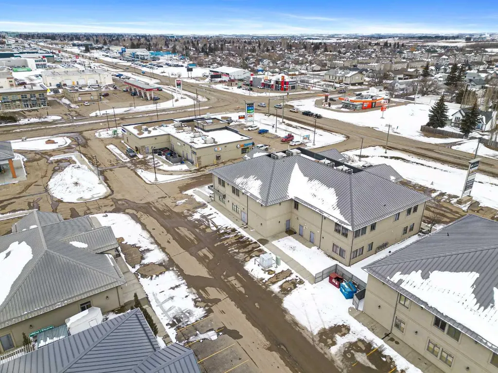 1724 50 Avenue Lloydminster AB T9V 0Y1