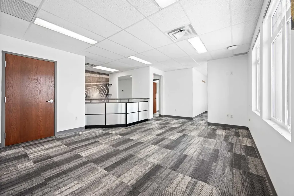 1724 50 Avenue Lloydminster AB T9V 0Y1