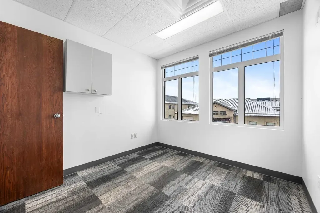 1724 50 Avenue Lloydminster AB T9V 0Y1