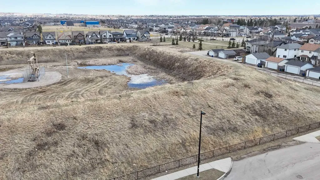 2275 Reunion Street NW Airdrie AB T4B 0M7
