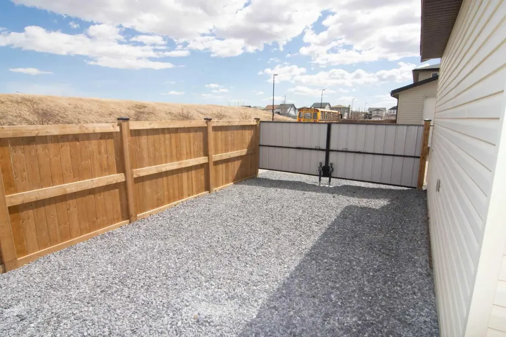 2275 Reunion Street NW Airdrie AB T4B 0M7