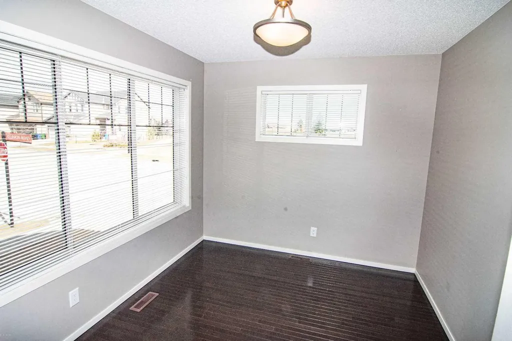 2275 Reunion Street NW Airdrie AB T4B 0M7