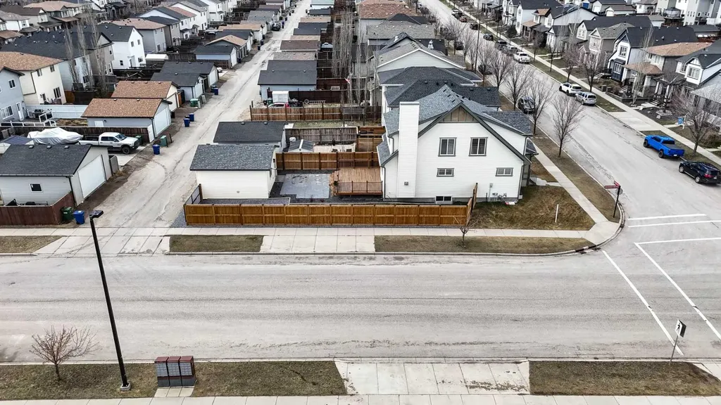 2275 Reunion Street NW Airdrie AB T4B 0M7