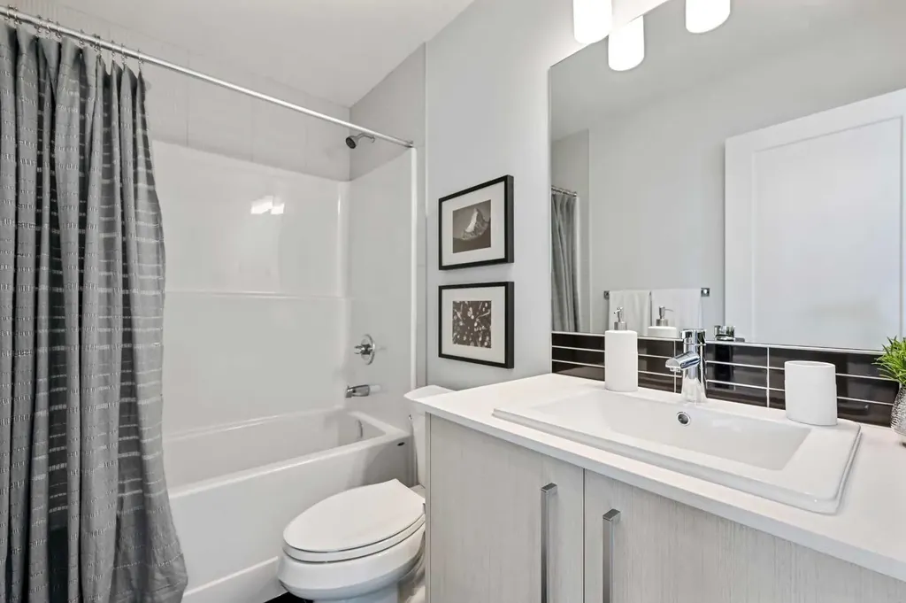 9941 Huxbury Drive NE Calgary AB T2A 8C3