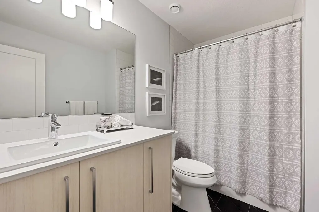 9941 Huxbury Drive NE Calgary AB T2A 8C3