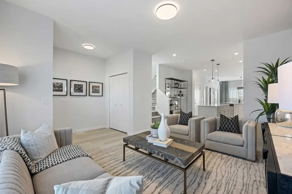 9941 Huxbury Drive NE Calgary AB T2A 8C3
